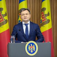 Premierul Recean le cere miniștrilor...